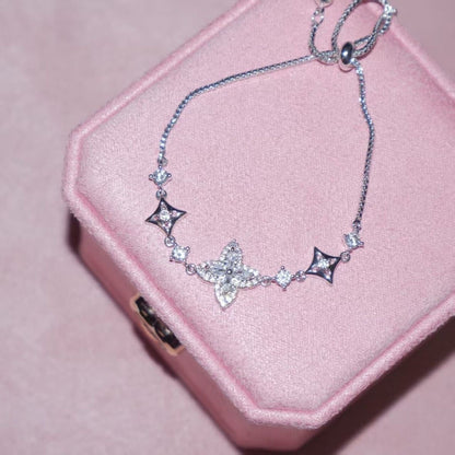 Four Point Star Bracelet by Sylrena — product photo