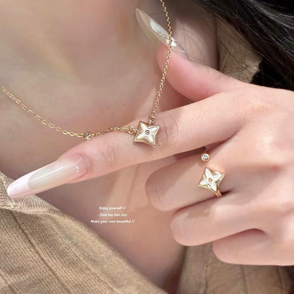 Four Leaf Clover Pendant Necklace by Sylrena — product photo