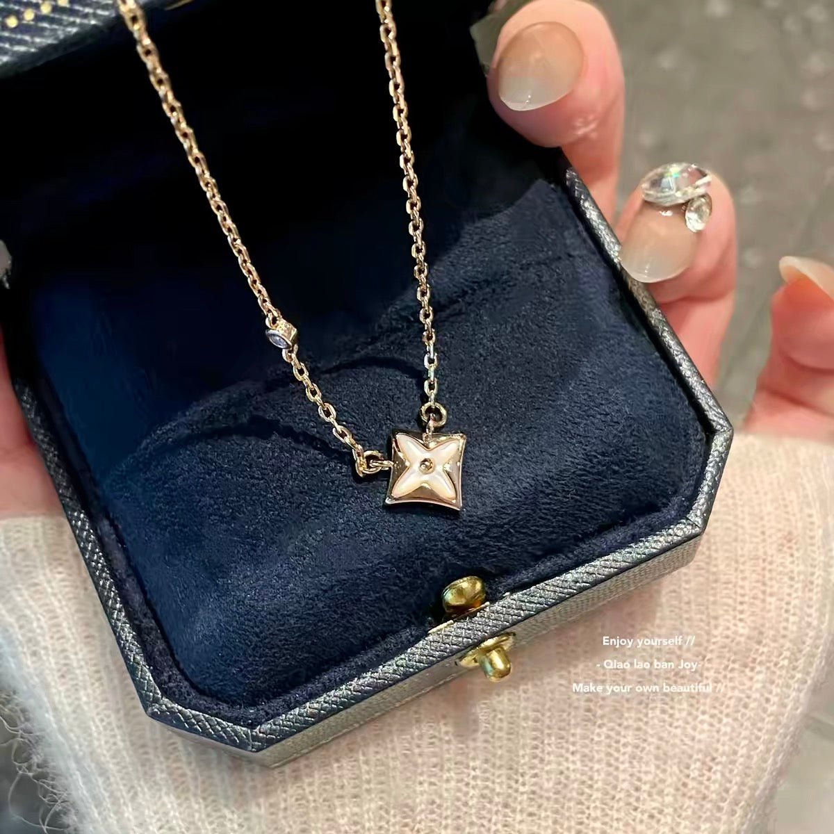 Four Leaf Clover Pendant Necklace by Sylrena — product photo